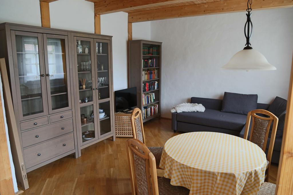 Am Hohennauener See Apartment *